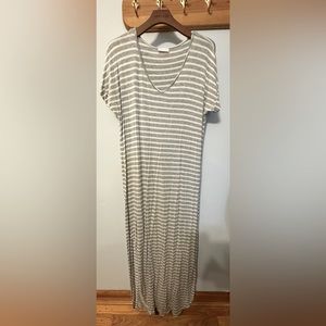 Pink lily striped maxi dress